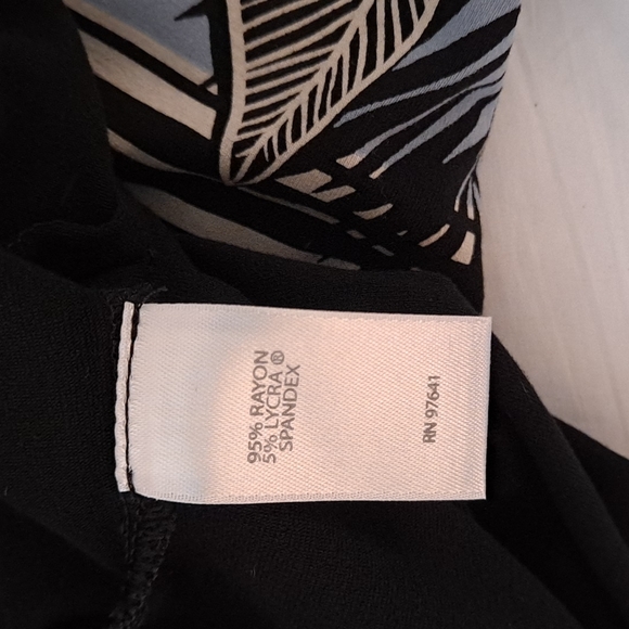 J.Jill wearable collection sleeveless tank dress in S Tall in black. - Picture 5 of 6